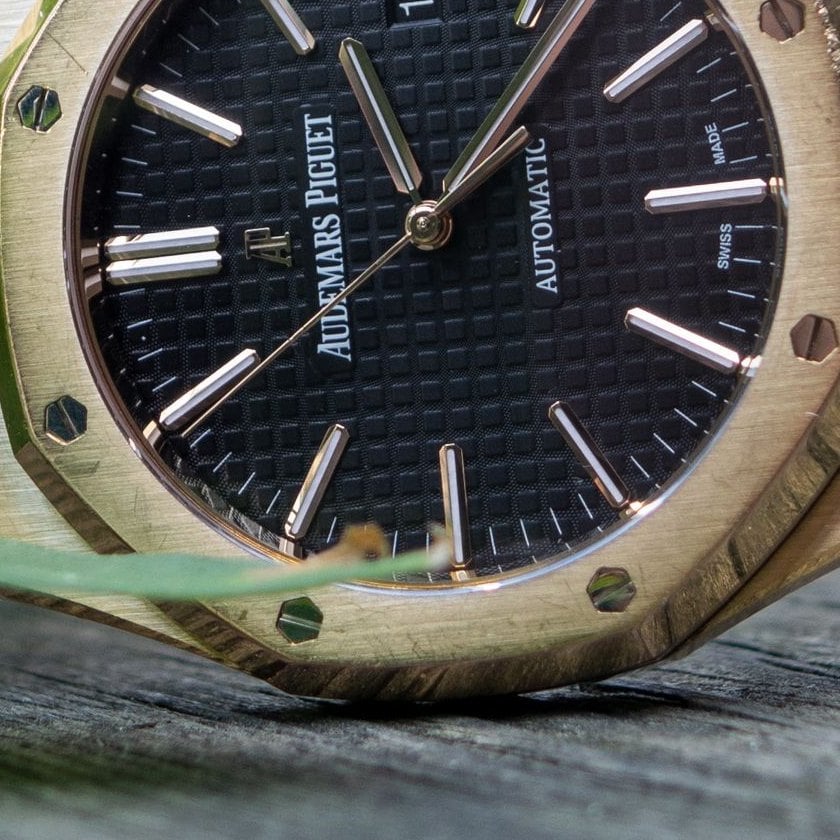 The dial of the Audemars Piguet Royal Oak Selfwinding 15500OR, up close